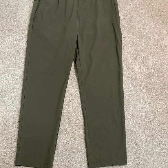 Vuori Mikes Pants - NWT - L - Picture 2 of 10
